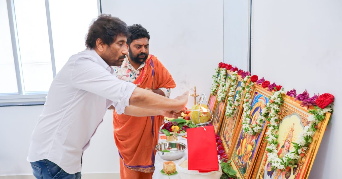 Sharwa Srinu Vaitla Movie Launched