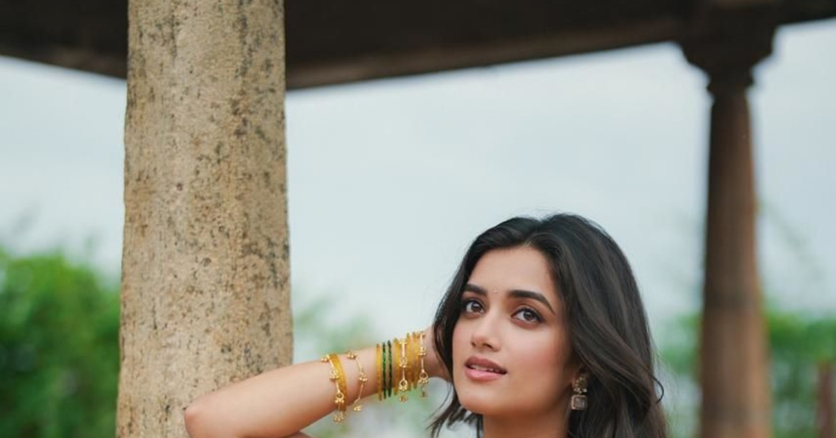 Heroine Bhagyasri Borse Media Meet
