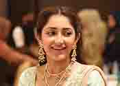 Sayesha Saigal Birthday Today