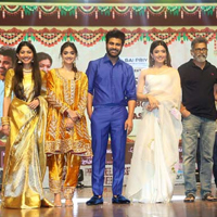 Aadavaallu Meeku Johaarlu Movie Pre Release Event Video