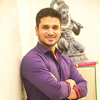 Nikhil Stills