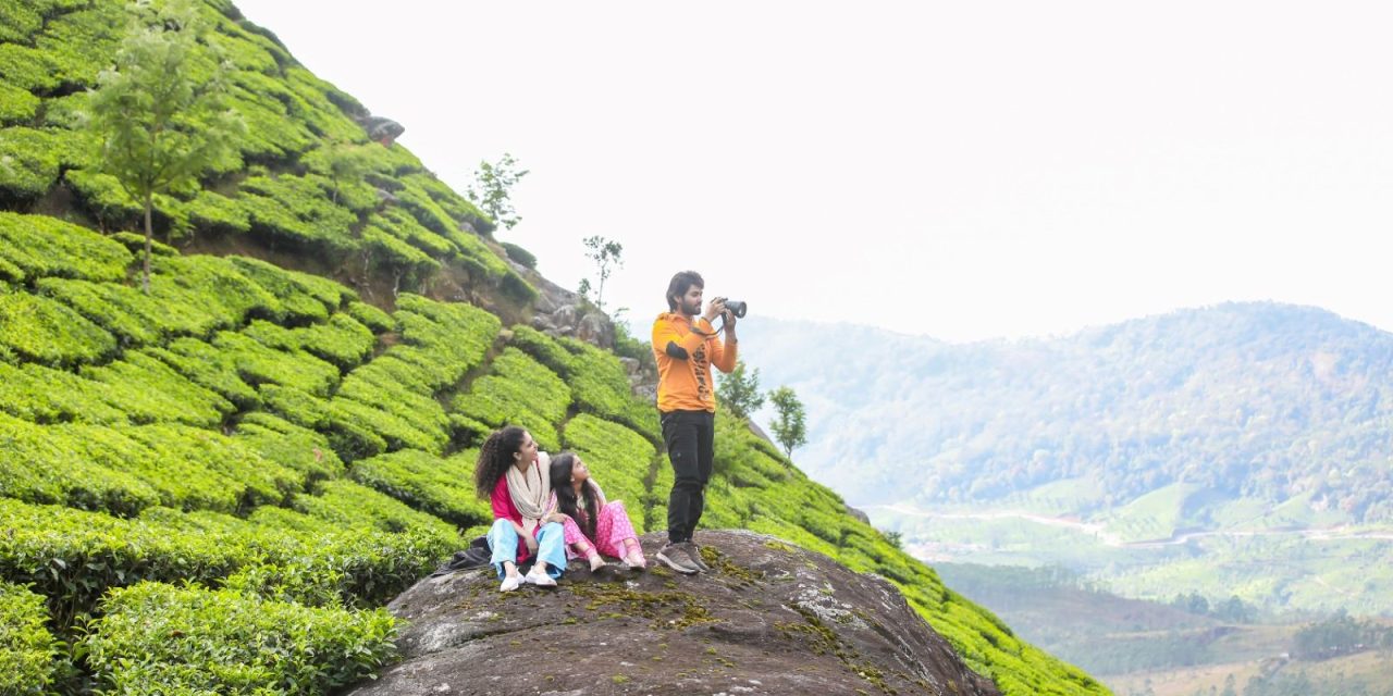 Oka Brundavanam Movie Song Lyrical Video